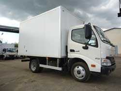 Изотермические фургоны менее 3,5 т Hino 300 XZU600L