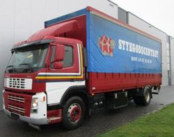 Шторные грузовики Volvo FM12.340 Шторные грузовики Volvo FM12.340