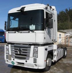 Шторные грузовики Renault Magnum 460.19 Шторные грузовики Renault Magnum 460.19