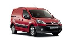 Грузовые фургоны менее 3,5 т Citroen Berlingo 1.6i 90 (короткий) Грузовые фургоны менее 3,5 т Citroen Berlingo 1.6i 90 (короткий)