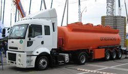 Полуприцепы-бензовозы Сеспель 964846 (бензовоз) Полуприцепы-бензовозы Сеспель 964846 (бензовоз)