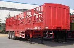 Полуприцепы-скотовозы CIMC CSQ9283CLXYD Полуприцепы-скотовозы CIMC CSQ9283CLXYD