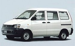 Грузопассажирские микроавтобусы Toyota Town Ace Van 1.5 DX low floor (1.5 л, МКП 5) Грузопассажирские микроавтобусы Toyota Town Ace Van 1.5 DX low floor (1.5 л, МКП 5)