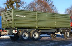 Тракторные прицепы Завод Кобзаренко 3ТСП-30 Тракторные прицепы Завод Кобзаренко 3ТСП-30