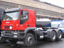 Тягачи седельные Iveco Trakker AT720T42TH